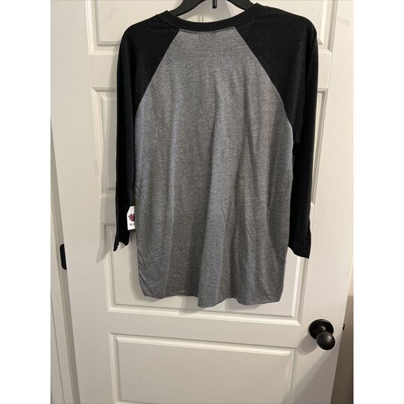 Katydid Gray Christmas Logo Round Neck Long Sleeve Top Womans M - Picture 3 of 3